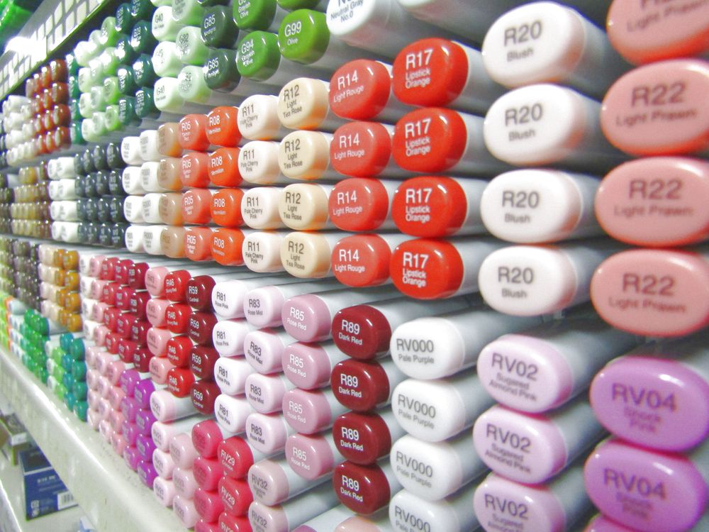 Copic Skech Set of 5 Copic Sketches in which you can choose your favorite color